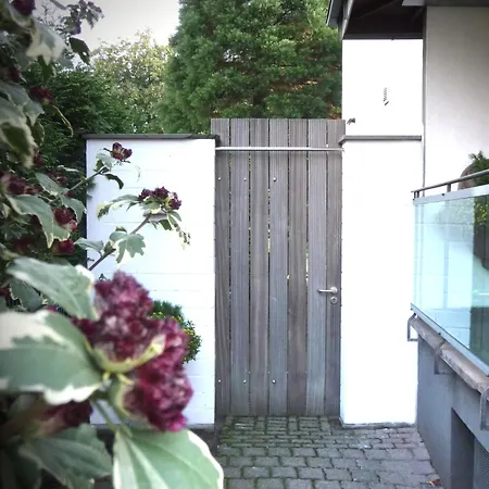 Kleine Oase アパート